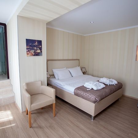 Rustaveli Palace Τυφλίδα Εξωτερικό φωτογραφία