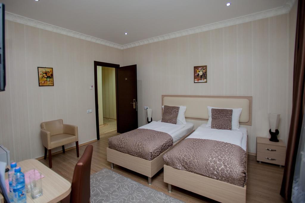 Rustaveli Palace Τυφλίδα Εξωτερικό φωτογραφία